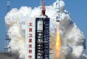 Long March-4C carrier rocket carrying the Yaogan-22 remote sensing satellite